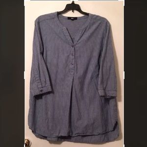 ELLOS 1X 22-24. BLUE / WHITE PINSTRIPED HENLEY, TUNIC, SHIRT, TOP. RARELY WORN!